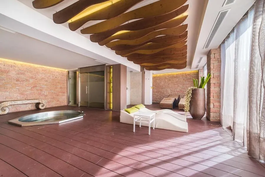 Melbeach Hotel & Spa - Adults Only Canyamel  4*, Canyamel (Mallorca)
